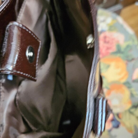 Large Women's Shoulder Bag - Picture 9 of 9